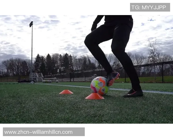 提升足球球感的有效训练方法与技巧分享 提升足球球感的有效训练方法与技巧分享